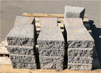 Concrete Retaining Wall Blocks, Gray, Approx. 20 Pieces