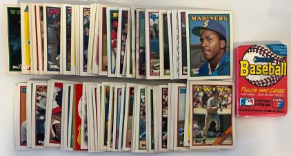 60+ Vintage 1980&rsquo;s Topps Baseball Trading Cards