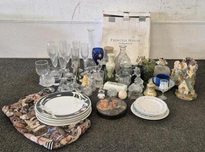 Princess House Stainless Steel Griddle, (8) Plates, (11) Wine Glasses, Glass Home Decor, 2 Oil Lamps, Home Decor, Bear Bag And More!