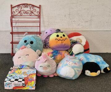 Squishmallow Bundle! Super Cute Little Red Shelf, Looney Tunes Spa Box(New)