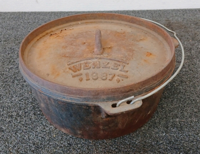 Wenzel 1887 Cast-Iron Dutch Oven