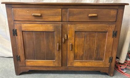 Wooden Cabinet H 2&rsquo; 9&rdquo; W 4&rsquo; L 1&rsquo; 6&rdquo;