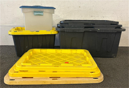 (6) Various Sizes Of Totes