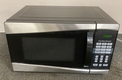 Hamilton Beach 900 Watts Microwave Oven