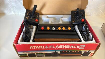 ATARI Flashback 2 Classic Game Console W/40 Built In Games (No PowerCord)