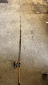(Super Awesome Combo ) Shimano SCIMITAR 9&rsquo; Spinning Rod & Pflueger President Spinning Reel