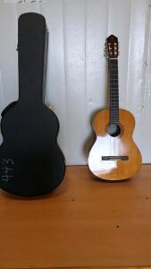Yamaha Acoustic Guitar With Case