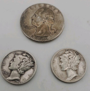 (2) Mercury Dime 1941 And 1944, (1) 1944 Quarter