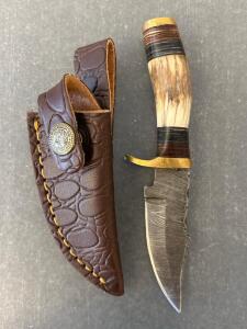 Custom Stag Antler Handle Damascus Steel Fixed Blade Knife 7&rdquo; with Sheath