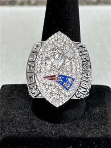 New England Patriots Super Bowl Championship Replica Ring Size 11