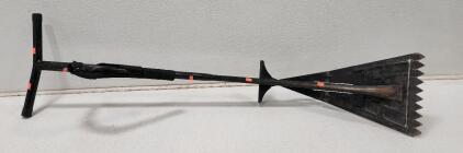 (1) Roof Shingle Remover Shovel