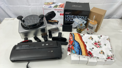 (1)Pasta Maker Jome Noodle Machine (1)Omelette Maker 18cm (1)Chicken Shredder (1)Food Saver Vacuum Sealer & More