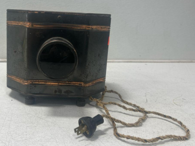 (1) 1910&rsquo;s Radioptican Projector Circa