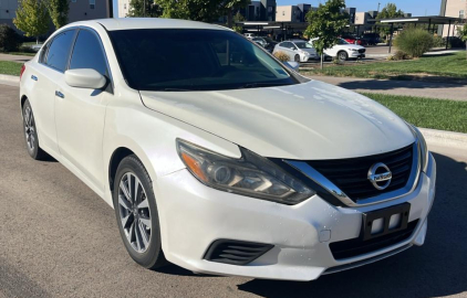 2017 NISSAN ALTIMA - 90K MILES!