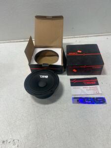 (2) 6.5&rdquo; DS18 Subwoofer speakers
