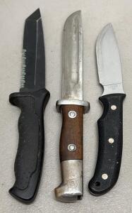 Gerber 925 Fixed Blade Knife, Buck 653N Serrated Knife, Bayonet