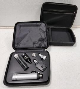 (1) ADC Standard 2.5v Otoscope Ophthalmoscope Diagnostic Set 5210 (1) Aproca Hard Shell Protective Case