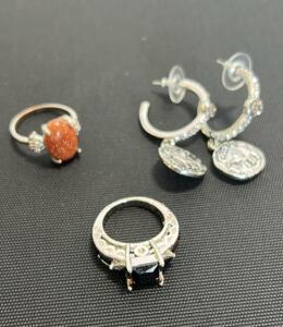 (2) Rings (1) Elephant Hoop Earrings