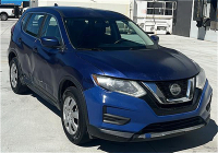 2018 NISSAN ROGUE - 4X4!
