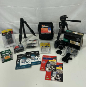 (1)Fujifilm FinePix S1500 Digital Camera (2)SanDisk 4GB SDHC Card (2)Lexar 4GB SDHC Memory Card & More