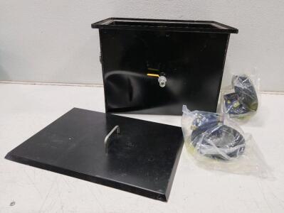 (1) 26"W X 17"H X 16"D Vevor Commercial Grease Interceptor W/ Lid (2) Tires W/ Attached Mounts