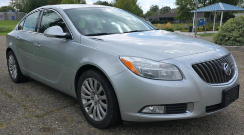 2012 BUICK REGAL - RUNS WELL - AFTERMARKET STEREO!