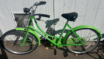 (1) 26&rdquo; Green Beach Cruiser Bike