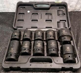 (1) 10-Piece Pittsburgh Professional 1 in Drive Metric Impact Socket Set