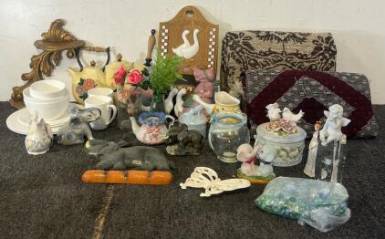 (2) Area Rugs, Glassware & Home Decor