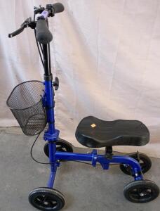 Adjustable Turning Knee Walker 38"X 30"X 16"