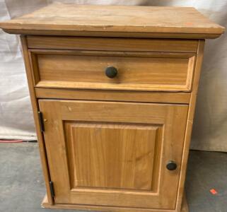 Small Wooden Cabinet H 1&rsquo; 11&rdquo; W 1&rsquo; 7&rdquo; L 1&rsquo; 3.5&rdquo;