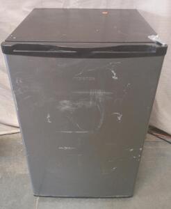 Mini Fridge 32"X22"X20"