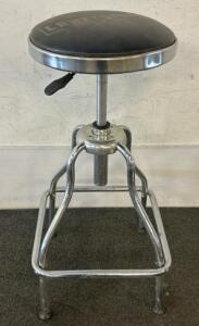 (1) Craftsman Stool