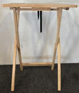 Wooden Collapsible Sidetable / 14&rdquo; L x 19&rdquo; W x 26&rdquo; H