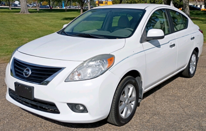 2012 NISSAN VERSA - 77K MILES!
