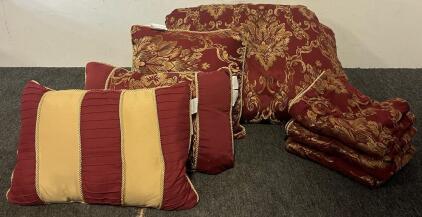King Comforter & Pillows Set