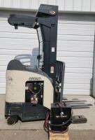 Crown RR5220-45 Electric Forklift, 4,065 lbs Capacity, 36V Battery. RUNS WELL SERVICED EVERY 3 MONTHS