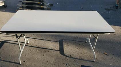 5ft Folding Table