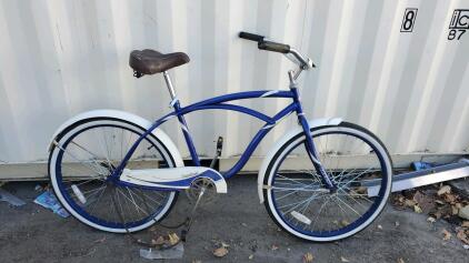 26" Huffy Cranbrook Bike ( Blue and White)