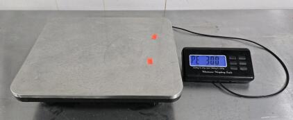 Professional Food Service Electronic Weighing Scale - 14⅛" x 11⅝"