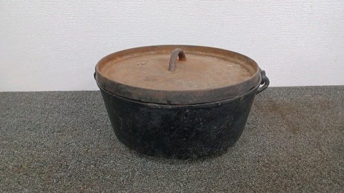 12" Cast-Iron Dutch Oven with Lid