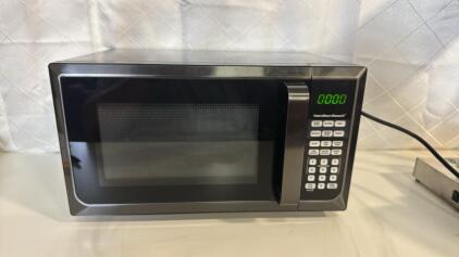 Hamilton Beach 0.9 cu.ft. Microwave Oven