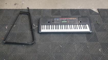Yamaha PSR-E263 61-Key Portable Arranger Keyboard With Stand