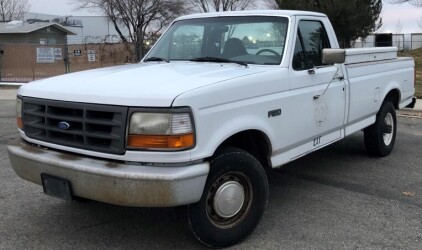 1996 Ford F150 w/ Hydraulic Hitch and Remote