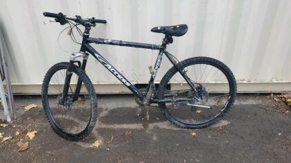26" Access Mountain Bike (Black And White)