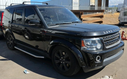 2016 LAND ROVER LR4 - 65K MILES!