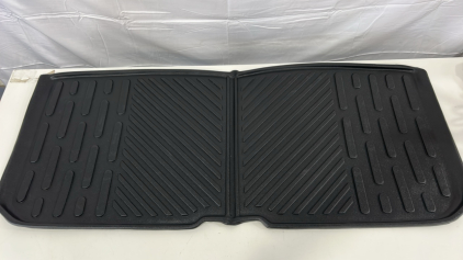 (2) Utility Cargo Mat 27inx26in, 15.5inx26in (1)Utility Trunk Mat 45inx18.5in (1) Weed Block Roll