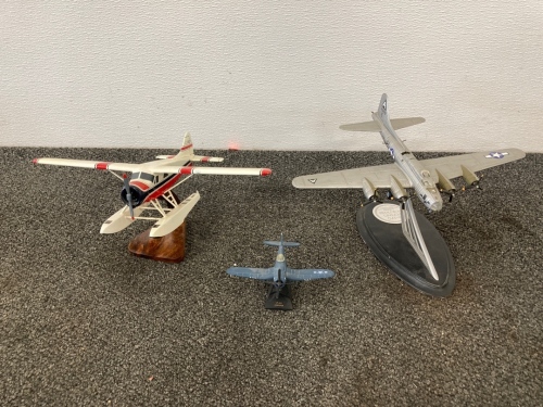 (3) Model Planes