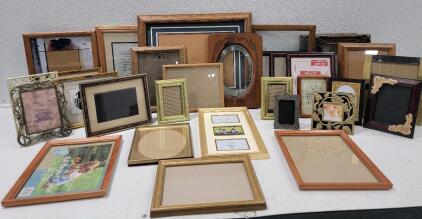 (32) Picture Frames, Wood, Metal & Plastic