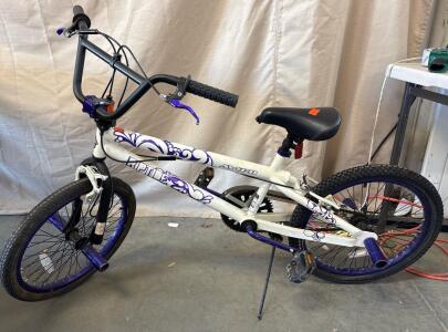 Avico Riptide Bicycle 19&rdquo;